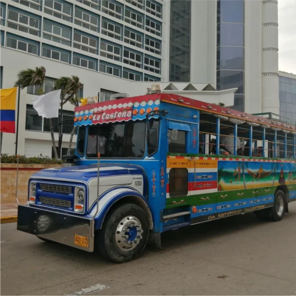 City tour en Chiva en Cartagena