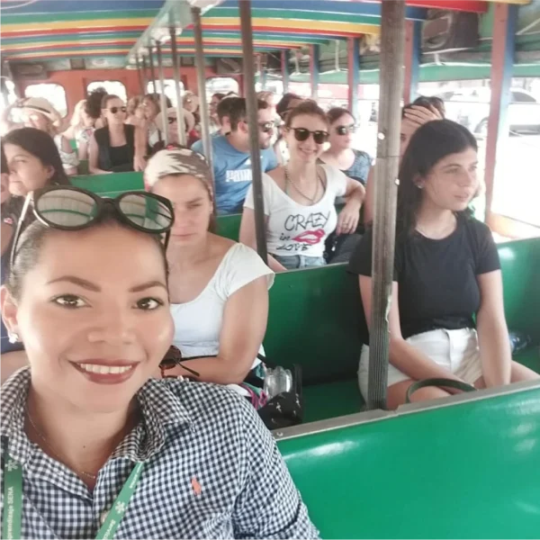 City tour en Chiva en Cartagena