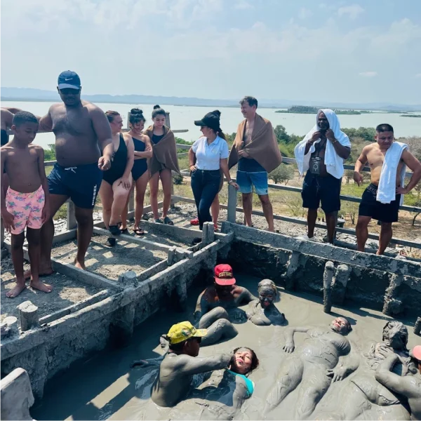 VOLCAN DE LODO (Volcán del Totúmo)